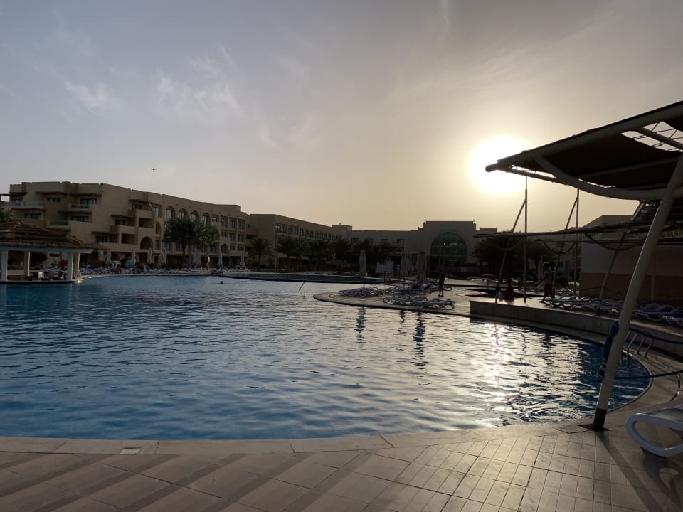 Pool Mövenpick Waterpark Resort & Spa Soma Bay