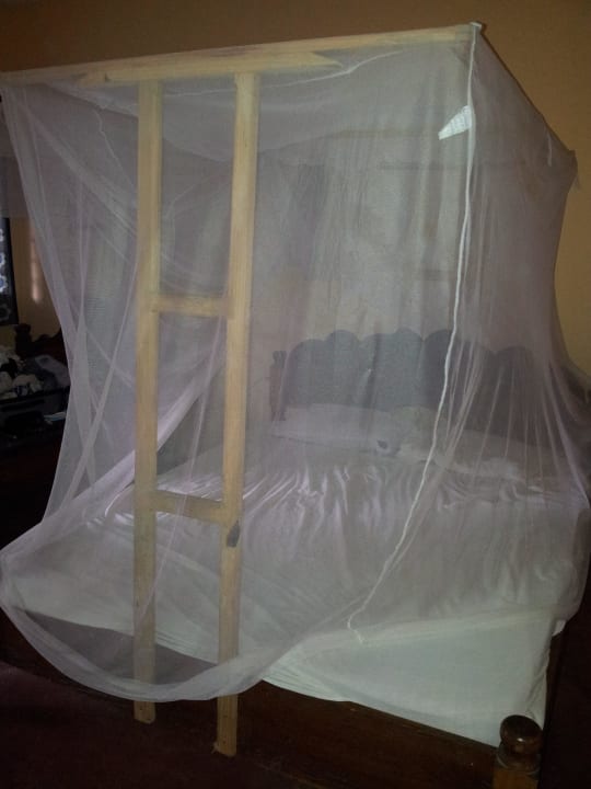 Lit Jambo Brothers Bungalows