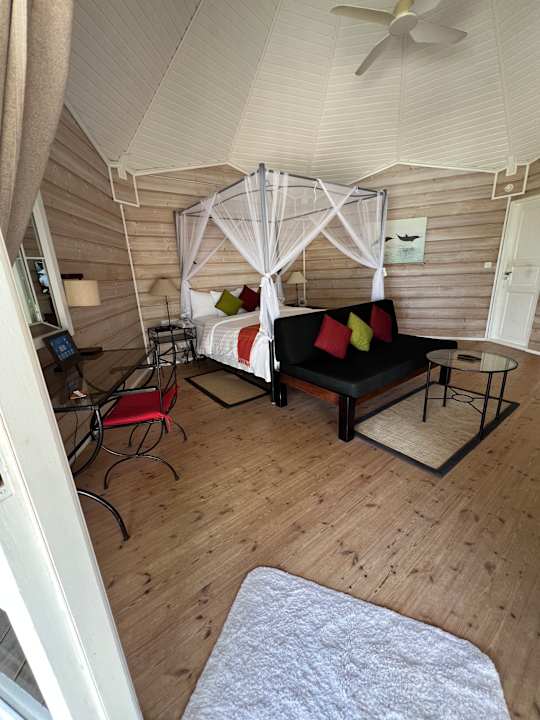 Zimmer Kuredu Island Resort & Spa