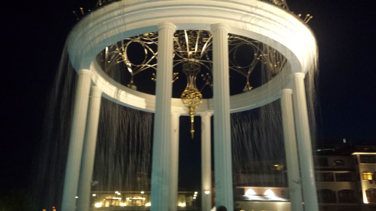 Wunderschön Helena Park