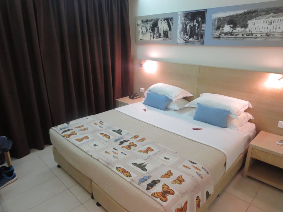 Schlafzimmer in Suite 185 Alea Hotel & Suites