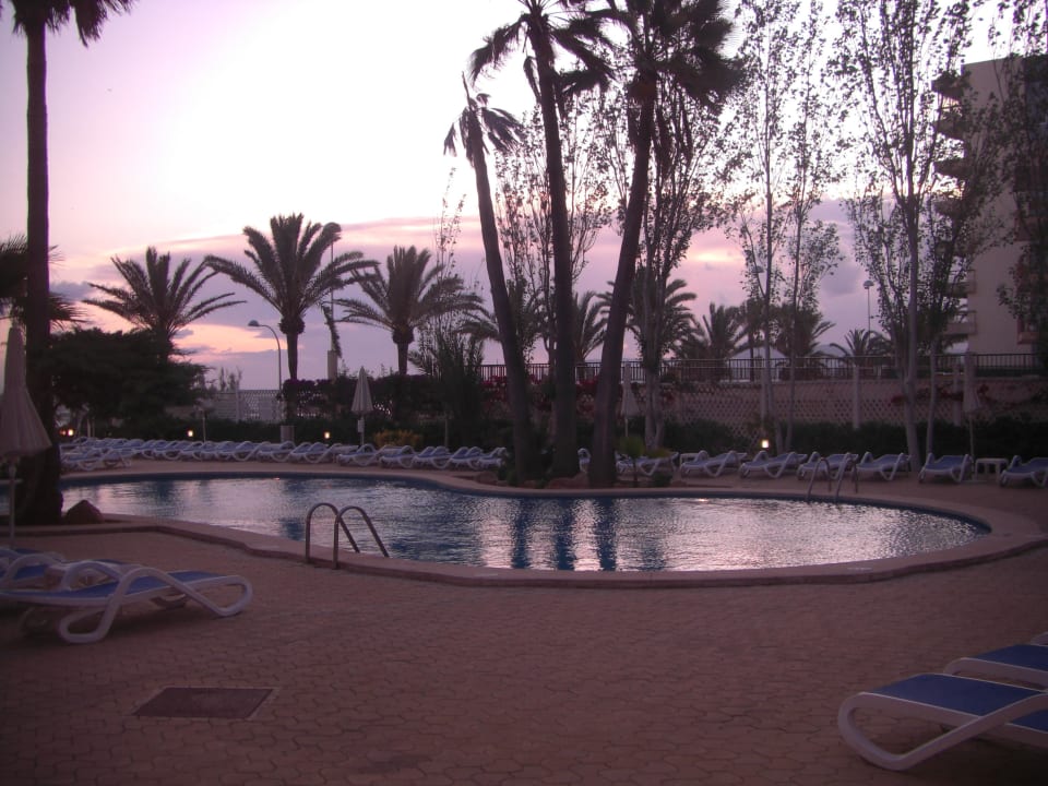 Schöne Poolanlage HSM Golden Playa