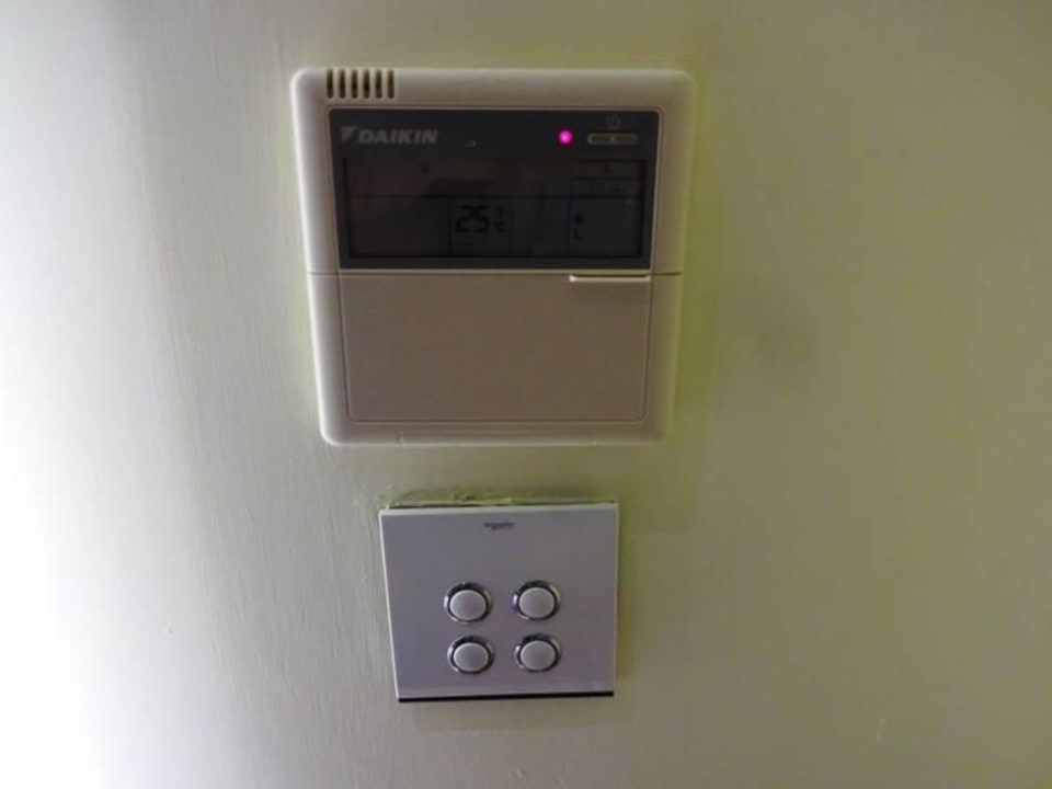 Lights and air con controls Hotel Butterfly on Victoria