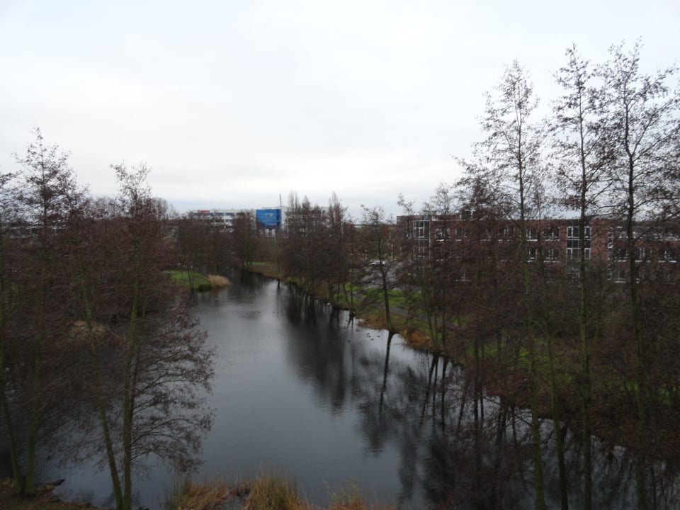 Blick aus unserem Doppelzimmer Hotel Düsseldorf Krefeld affiliated by Meliá Hotels International