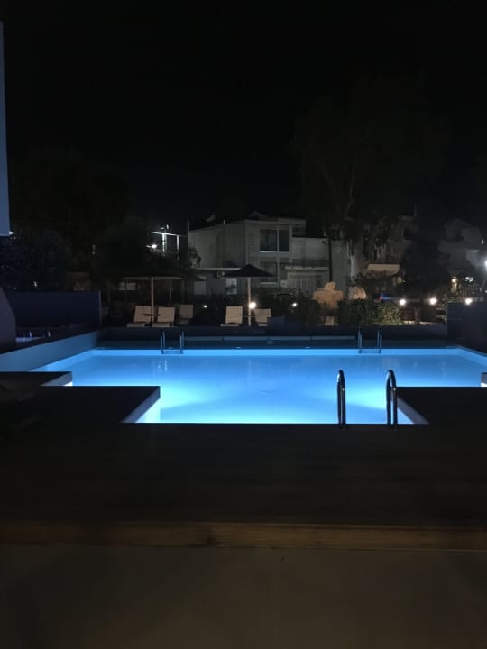 Pool Harmony Boutique Resort