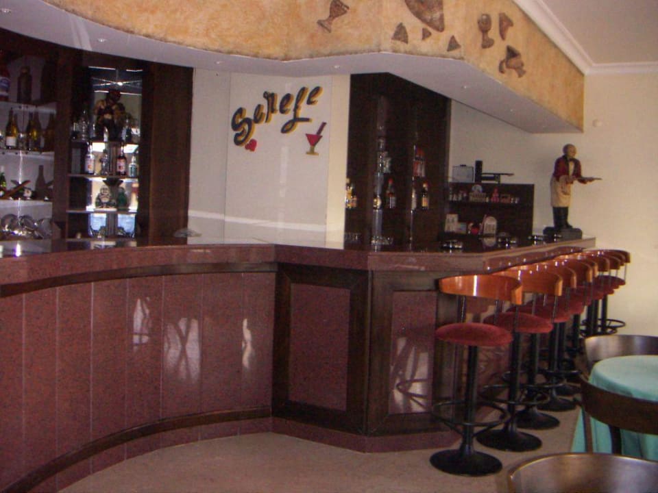 Bar Hotel Grand Okan