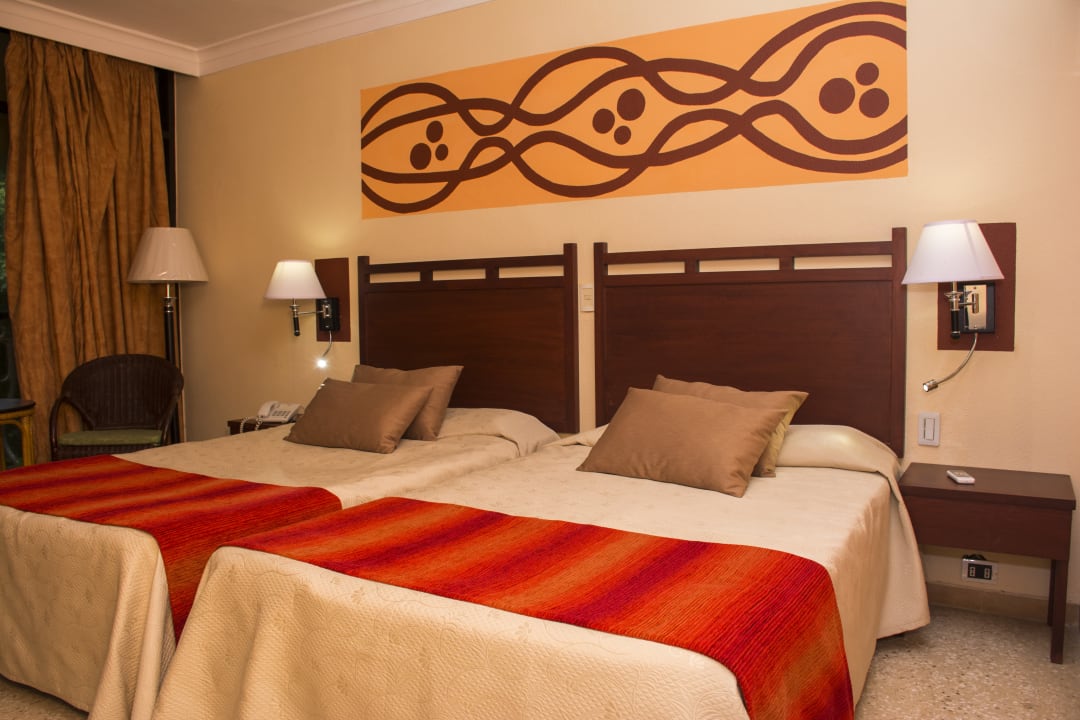 Zimmer Hotel Roc Barlovento