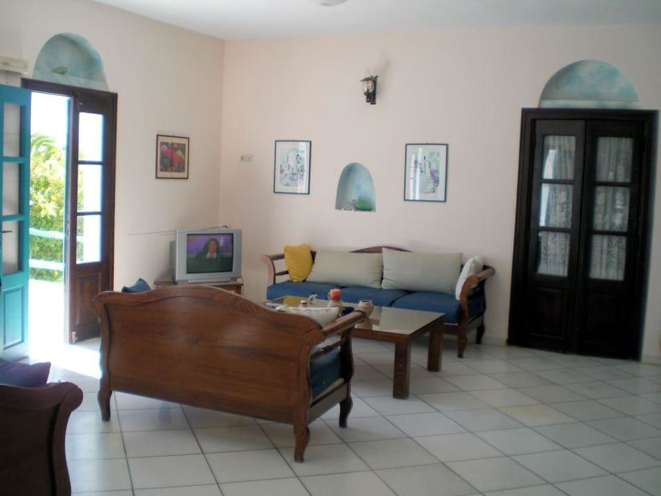 Empfang - Eingangshalle Hotel Naxos Holidays