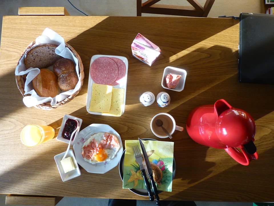 Frühstück Privatzimmer Schoen