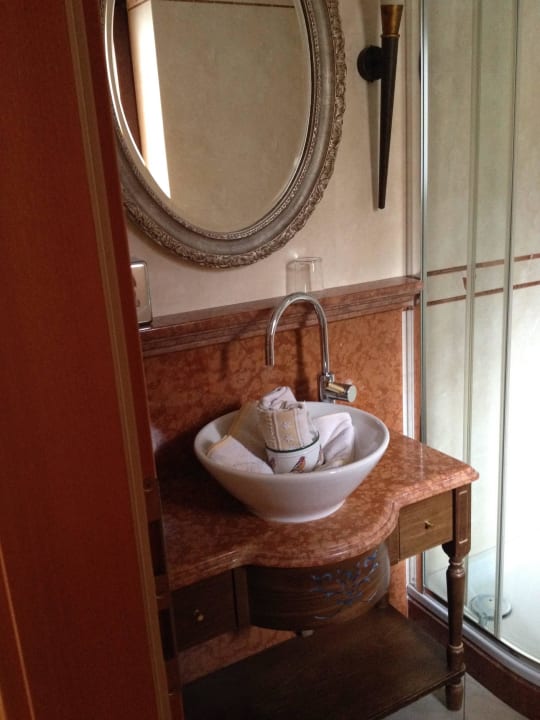 Waschbecken Finkenhof