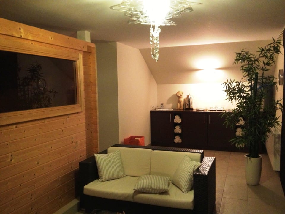 Ruheraum mit Getränketheke Hotel Schepers