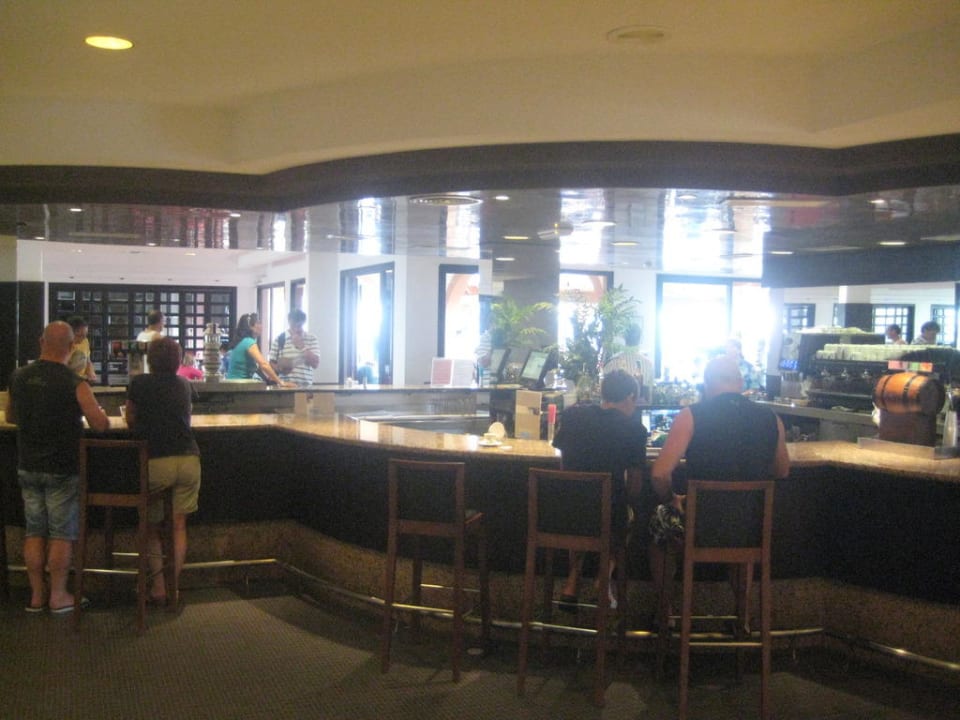 Hotelbar blau punta reina