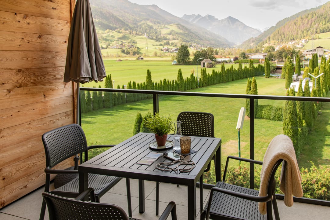 Zimmer AlpenParks Hotel & Apartment Montana Matrei