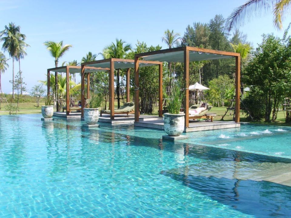 Pool The Sarojin