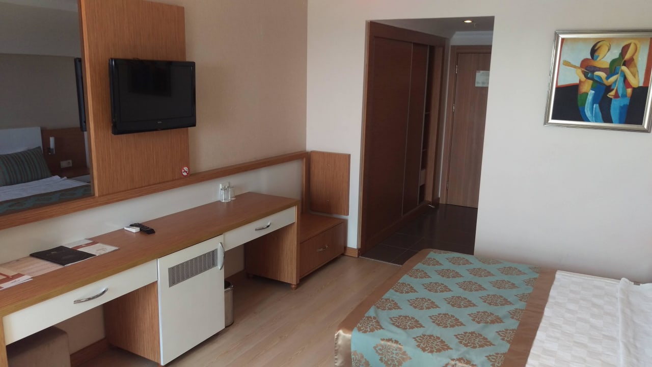 Eingang, TV, Schränke Annabella Diamond Hotel & Spa