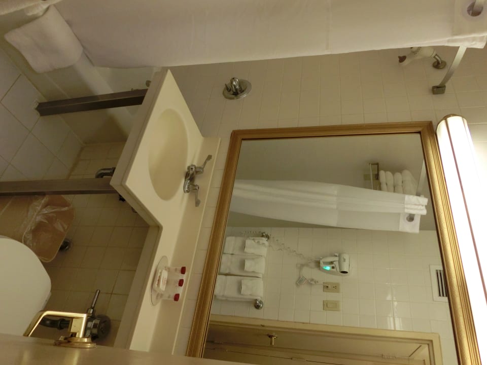 Zimmer Ramada by Wyndham Jersey City