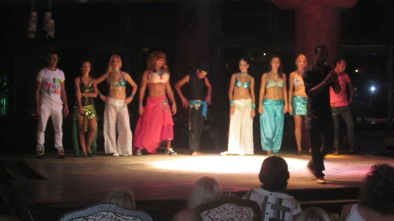 Аниматоры  Sunny Days El Palacio Resort & Spa