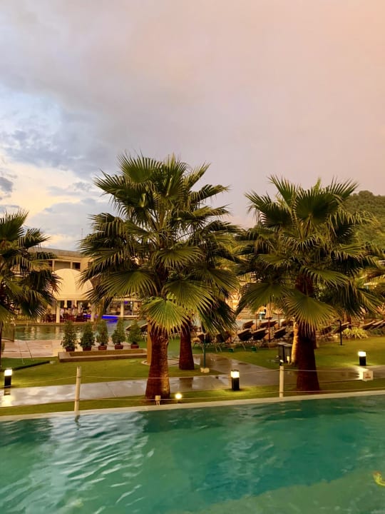 Ausblick The Leaf on The Sands by Katathani