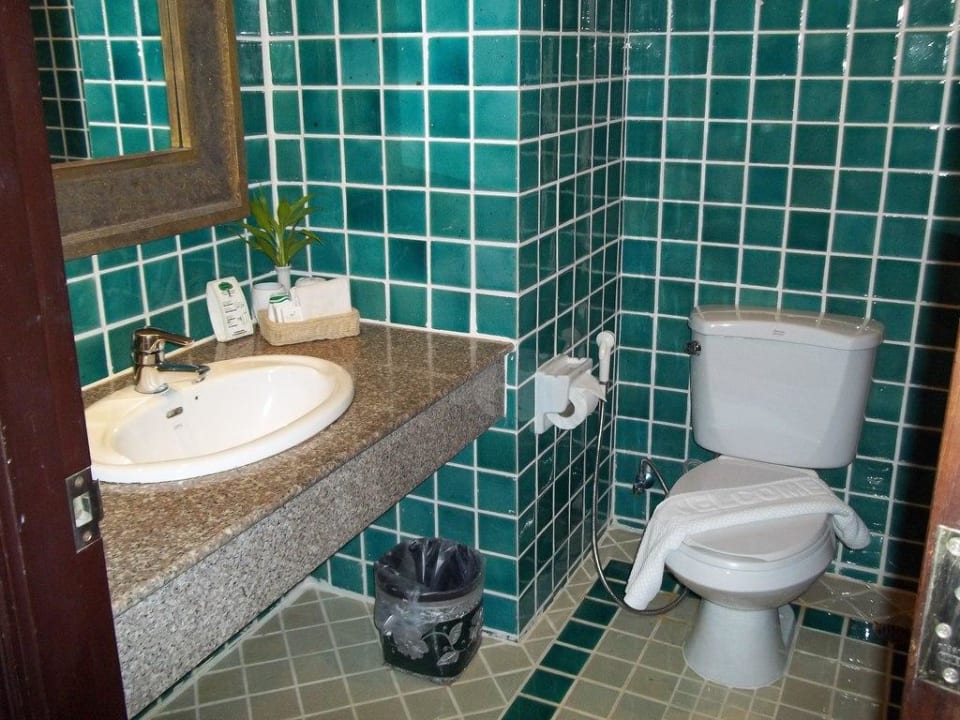 Bad Standard Zimmer Haupthaus The Fair House Beach Resort