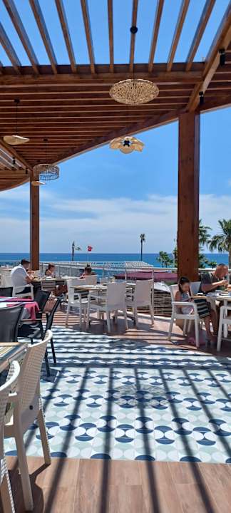 Gastro Mira Meridia Beach Hotel