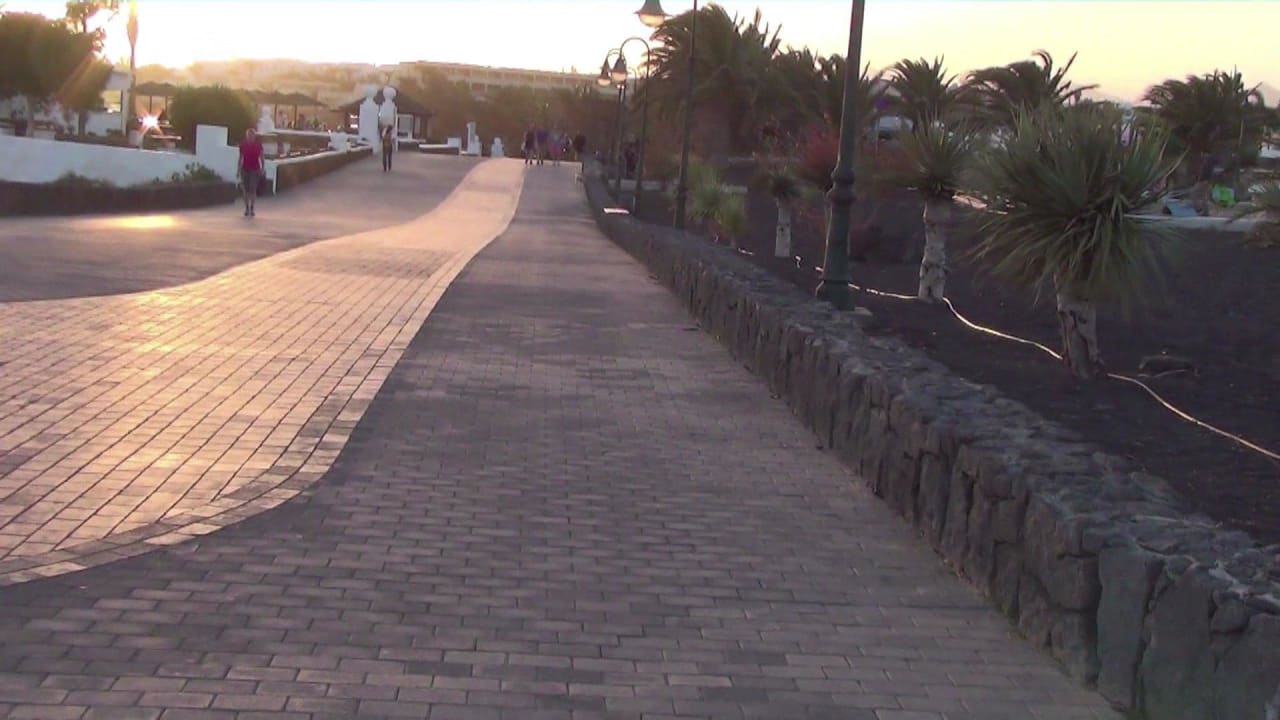 Weg zum Strand allsun App.-Hotel Albatros