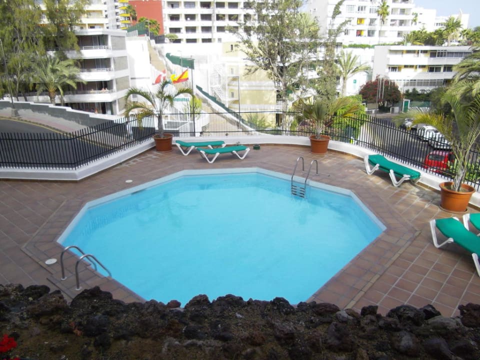 Poolansicht von der Terrasse Apartments Don Diego