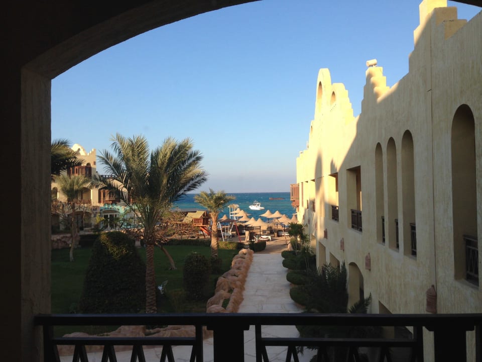 Sea and garden view from the room Sunny Days Palma De Mirette Resort & Spa