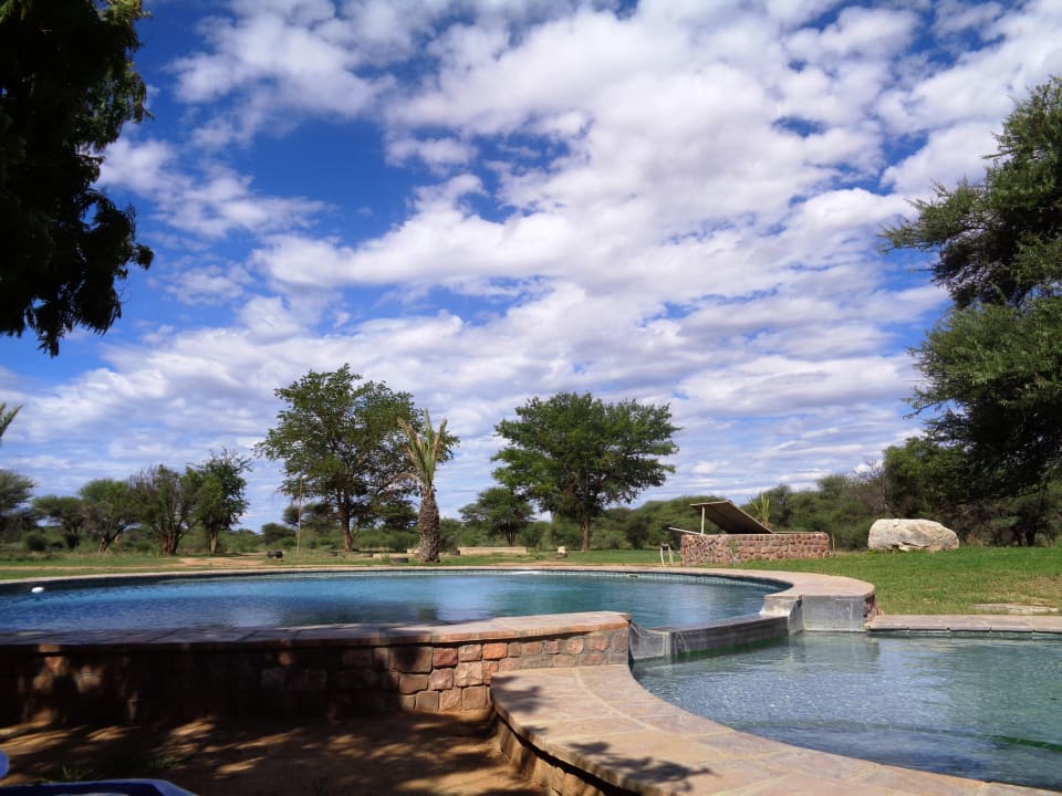 Pool Otjiwa Safari Lodge