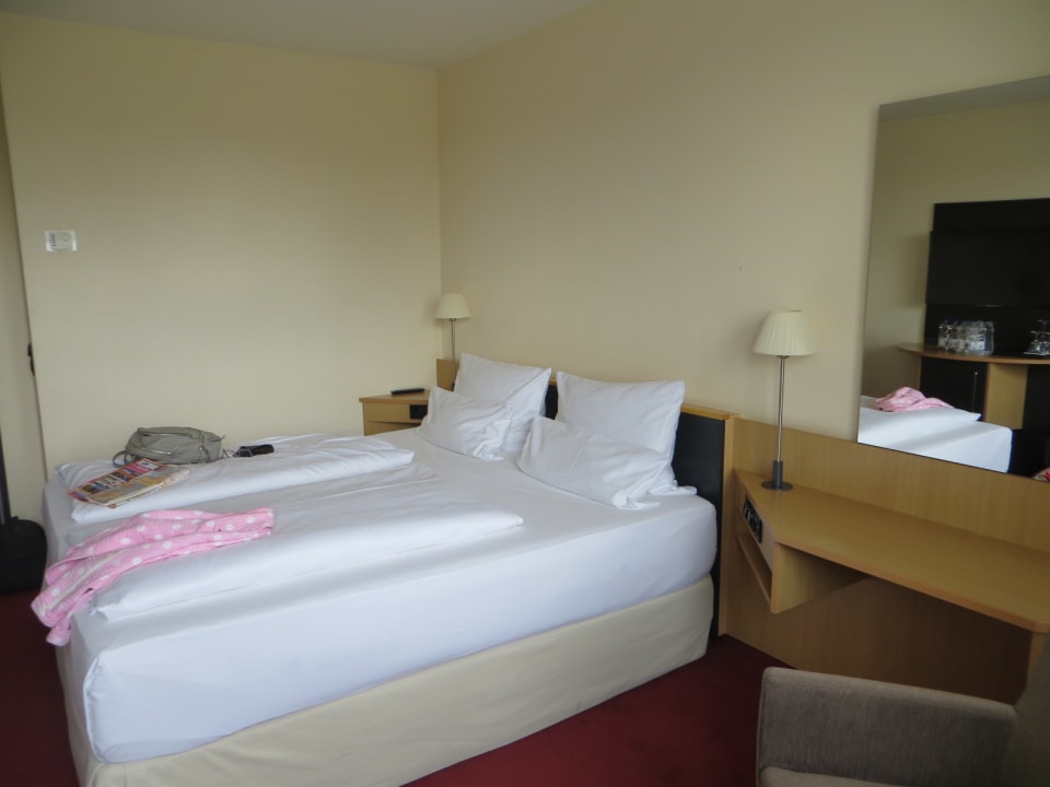 Zimmer NH Dresden Neustadt