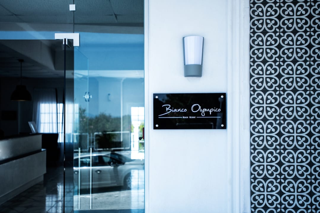 Lobby Bianco Olympico Beach Hotel