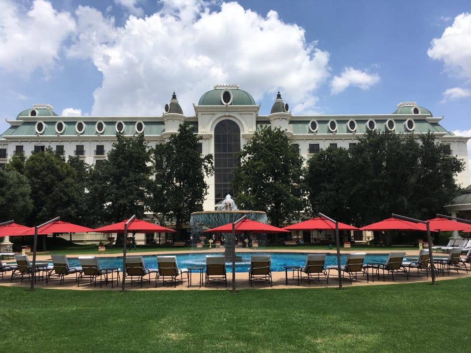 Pool Hotel Peermont D'oreale Grande at Emperors Palace