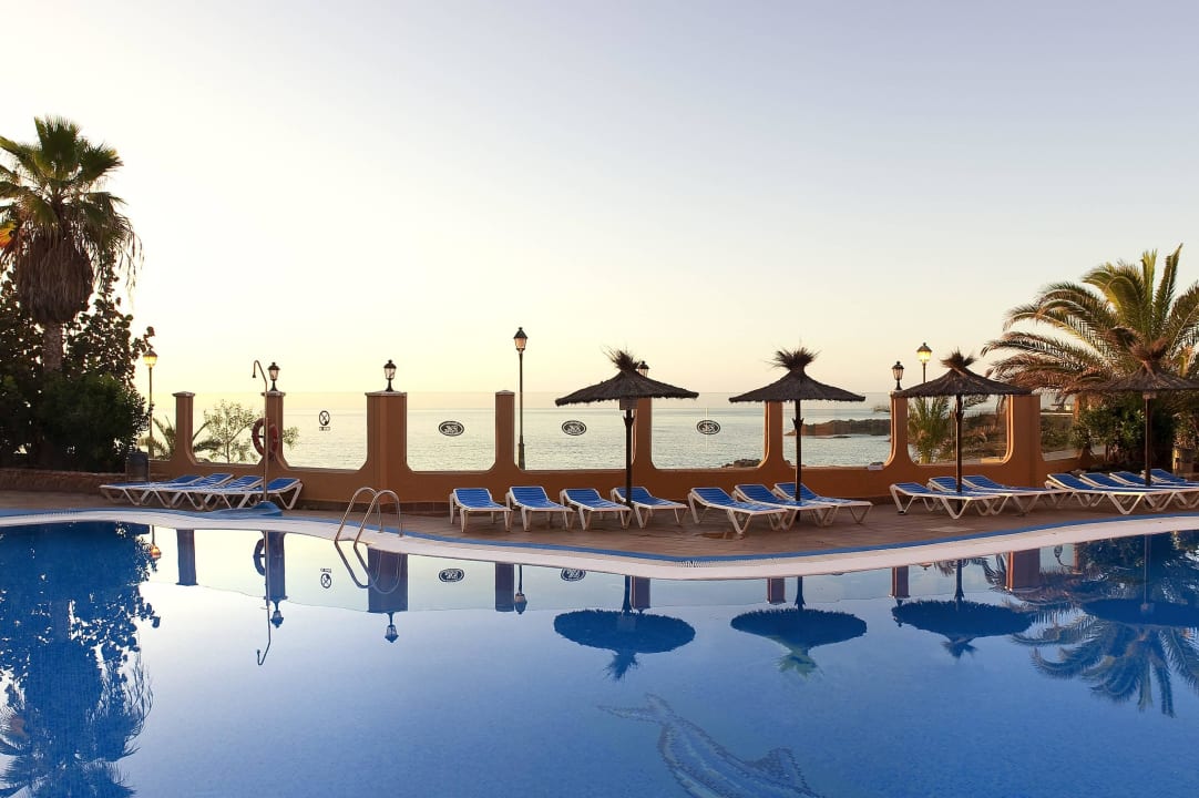 Piscina Elba Castillo San Jorge & Antigua Suite Hotel