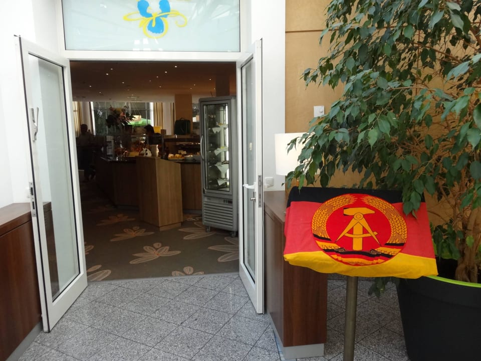 Abendessen wie zu DDR-Zeiten Parkhotel Rügen