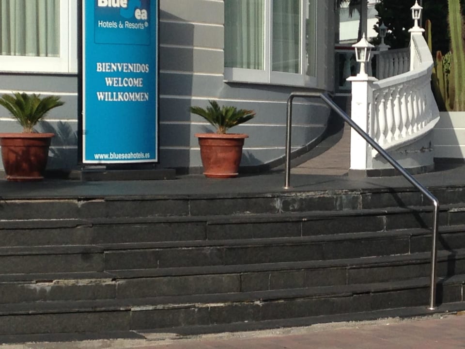 Eingangstreppe BLUESEA Lagos de Cesar
