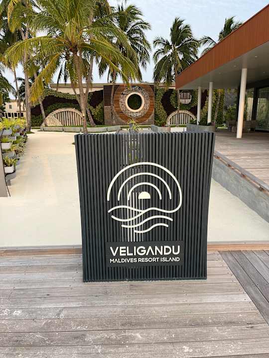 Lobby Veligandu Maldives Resort Island