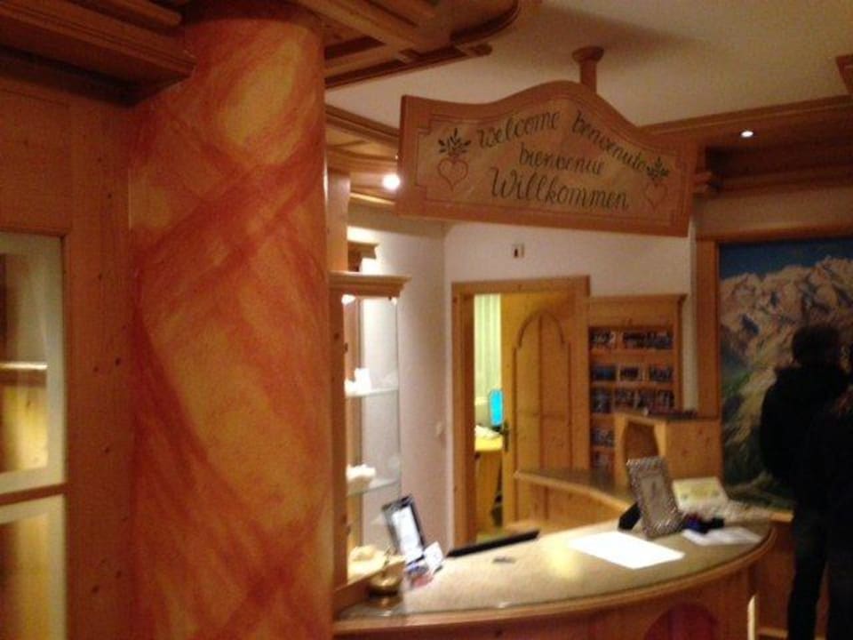 Rezeption Hotel Bergcristall