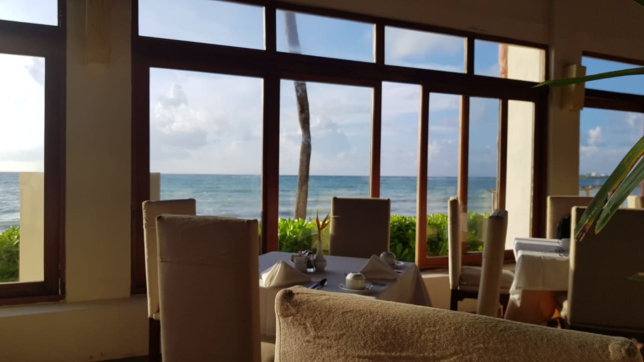 Gastro Akumal Bay Beach & Wellness Resort