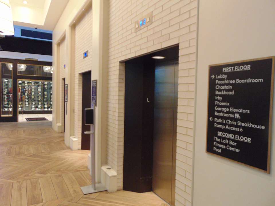 Lobby Embassy Suites Hotel Atlanta-Buckhead