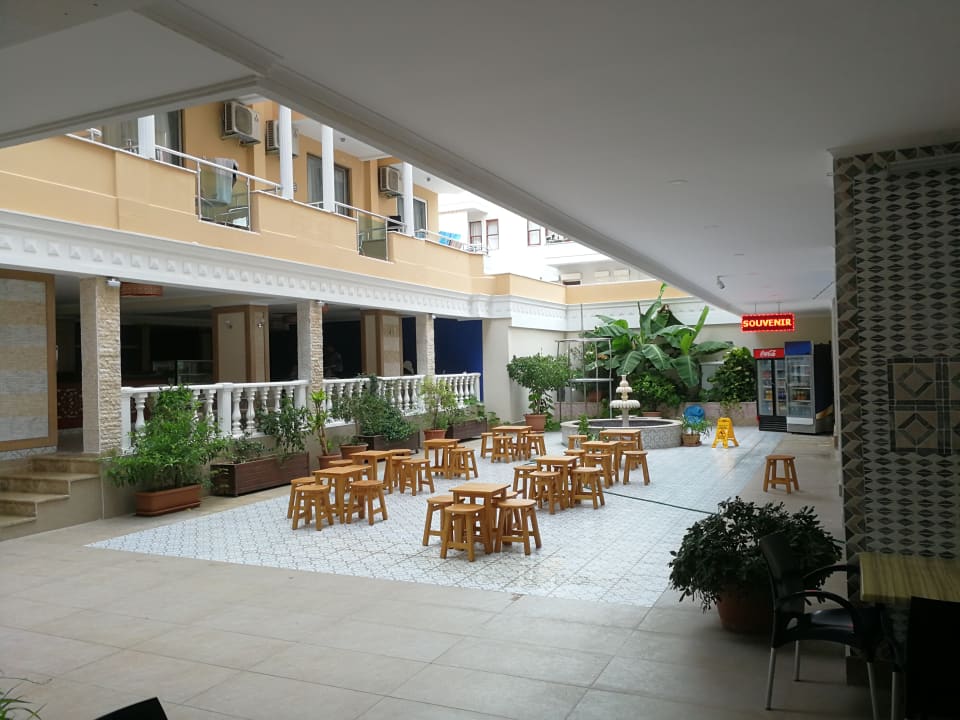 Restaurant Tac Premier Hotel & Spa