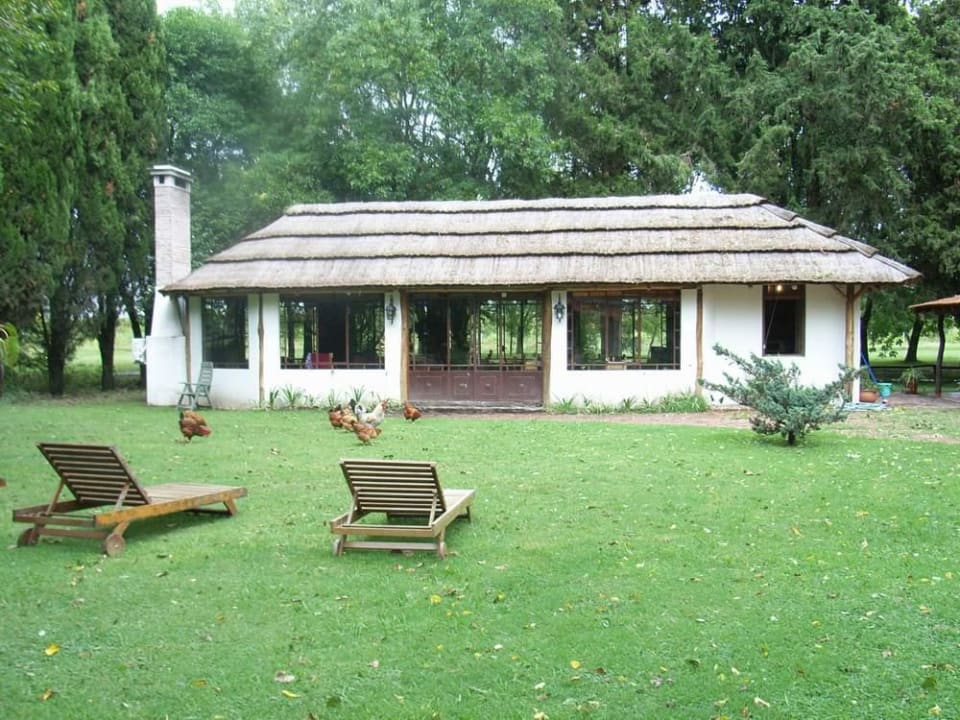 Frühstücks - und Aufenthaltsraum Hotel Estancia La Cinacina