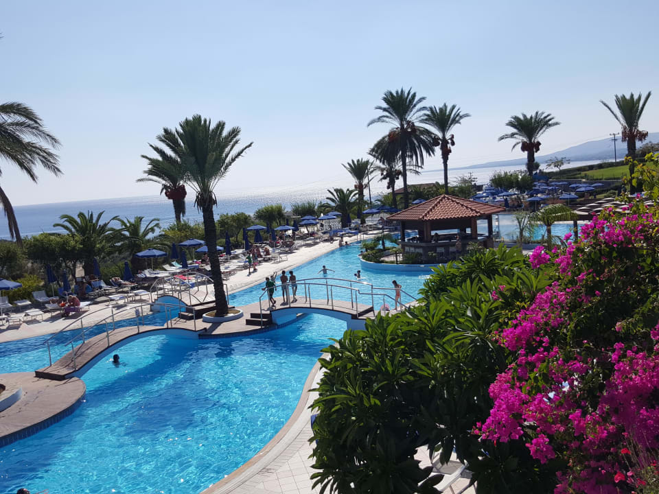 Grosse Poolanlage Rodos Princess Beach Hotel & Spa