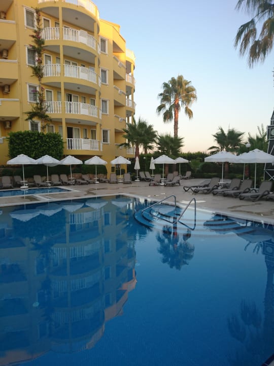 Pool Hotel Club Paradiso