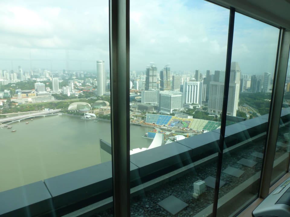 Widok z siłowni Marina Bay Sands