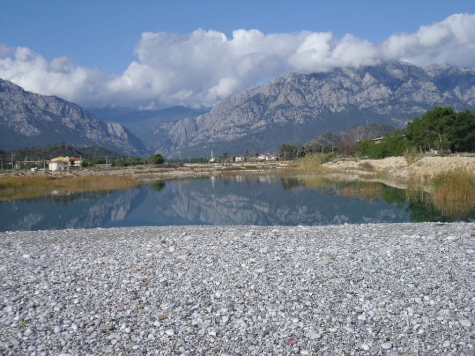 Blick auf das Hinterland Limak Limra Hotel & Resort