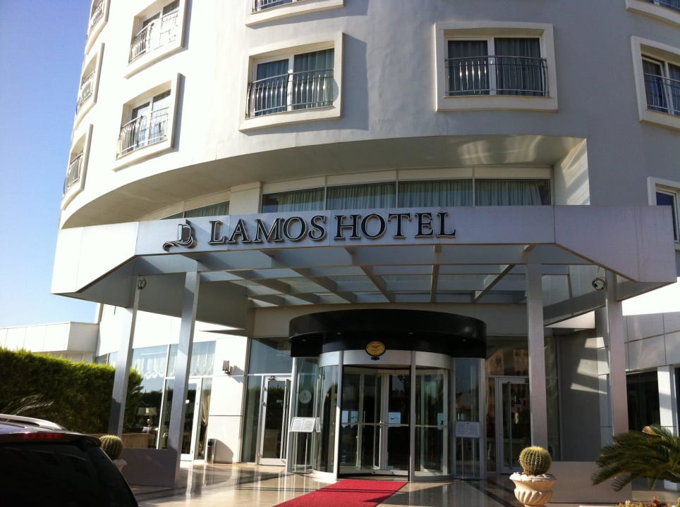 The arrival Hotel Lamos