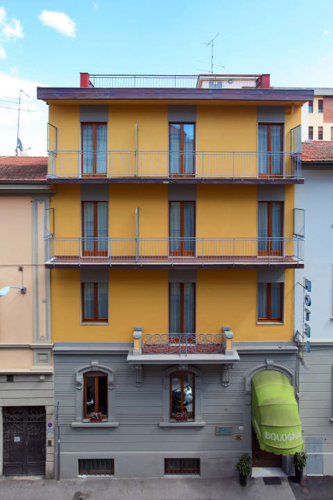 Außenansicht Hotel Bologna