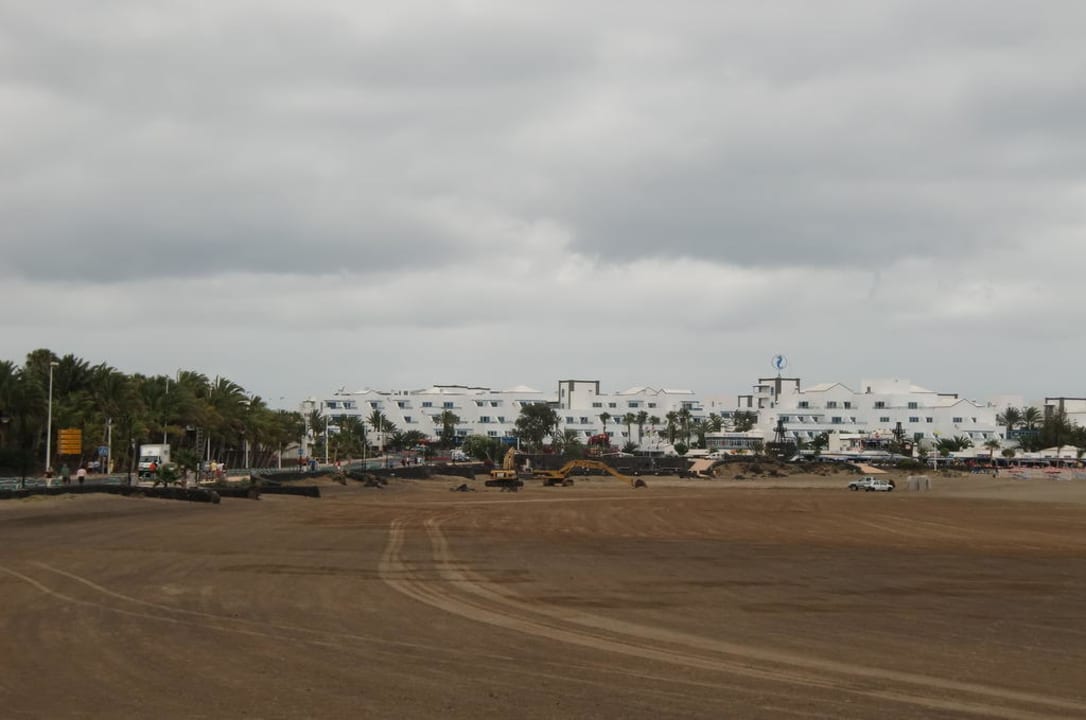 Der Stand gegenüber des Hotels Hipotels La Geria