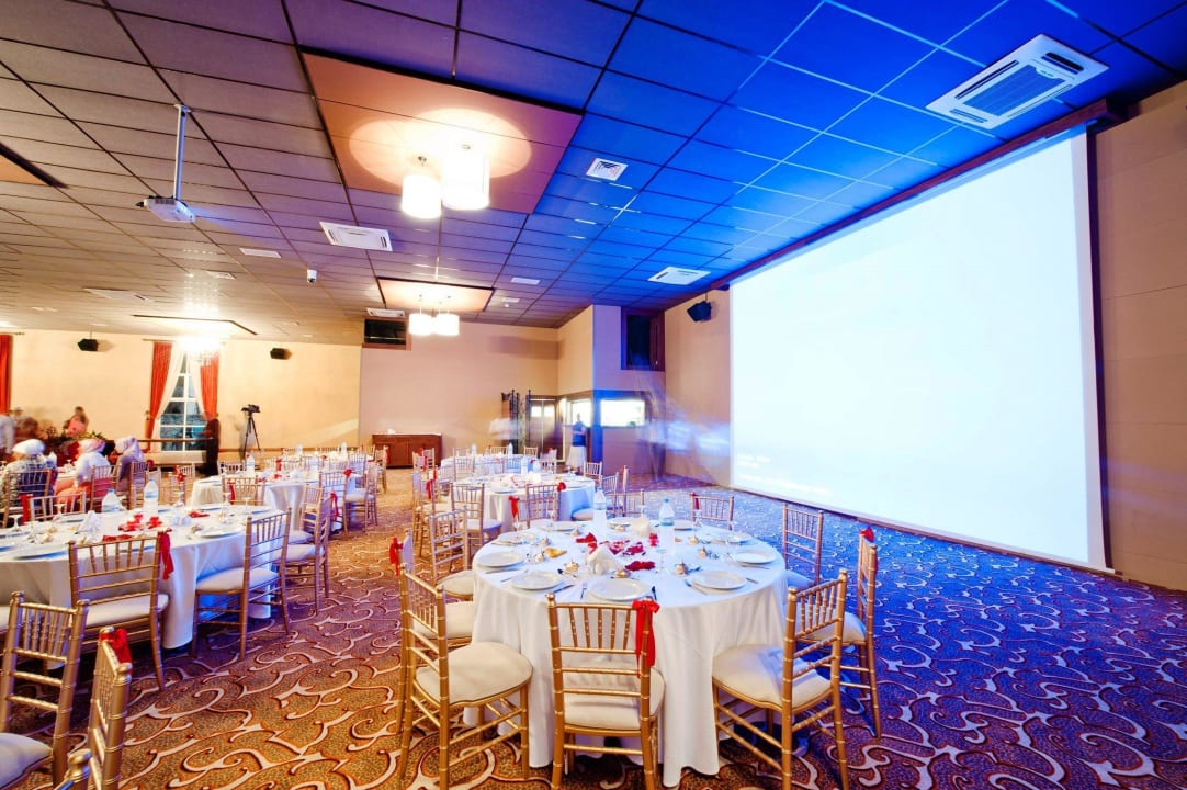 Conferance-Meeting & Ball Room Oscar Resort Hotel