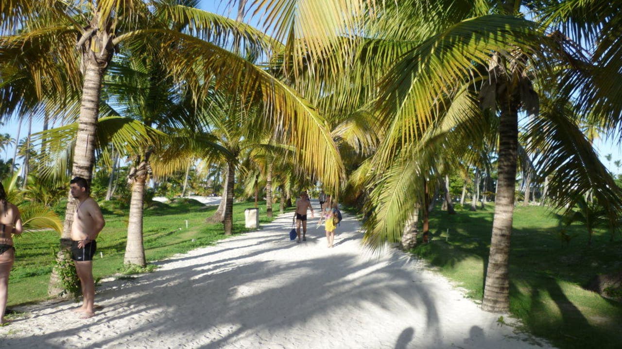 Weg zum Strand Villas Bavaro Resort & Spa