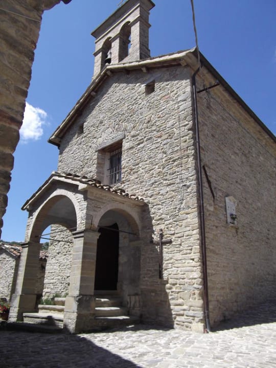 Die kleine Kirche im "Hotel-Dorf" Agriturismo Relais Castello Della Pieve